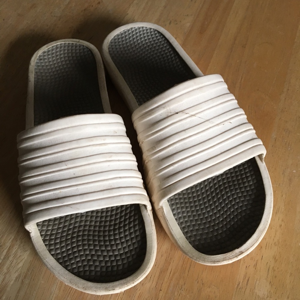 Rubber slides